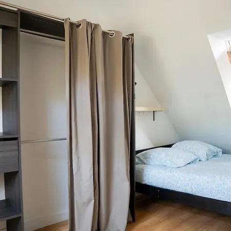 Maison De Avec Jardin * Καν