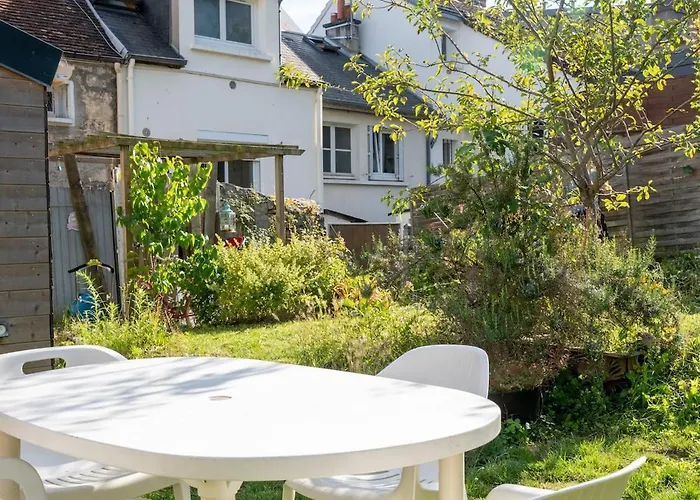 Maison De Avec Jardin Apartment